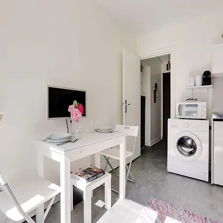 Casa vacanze Near Bassin De La - 2p Balcony *