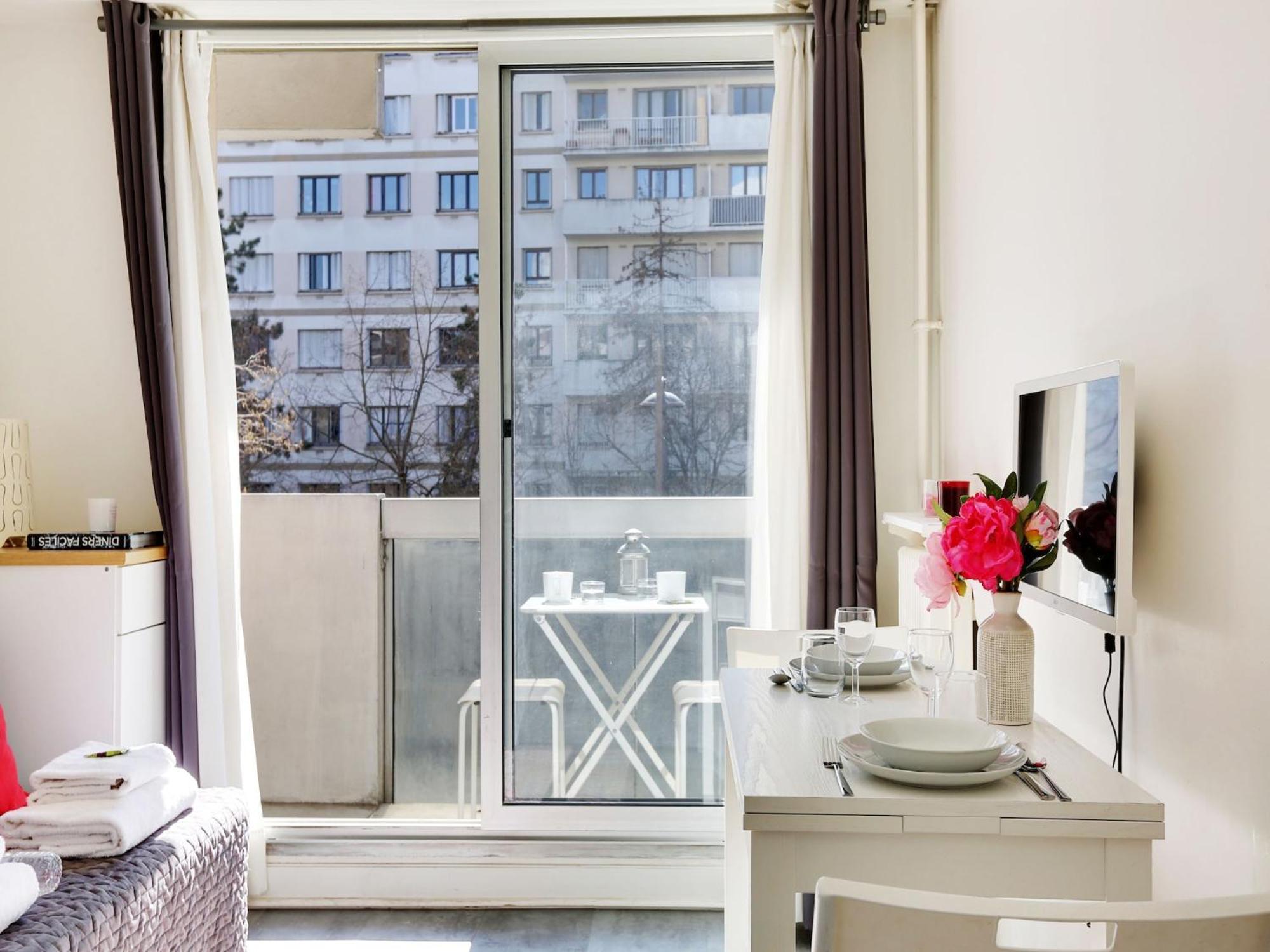 Near Bassin De La - 2p Balcony Casa vacanze Parigi
